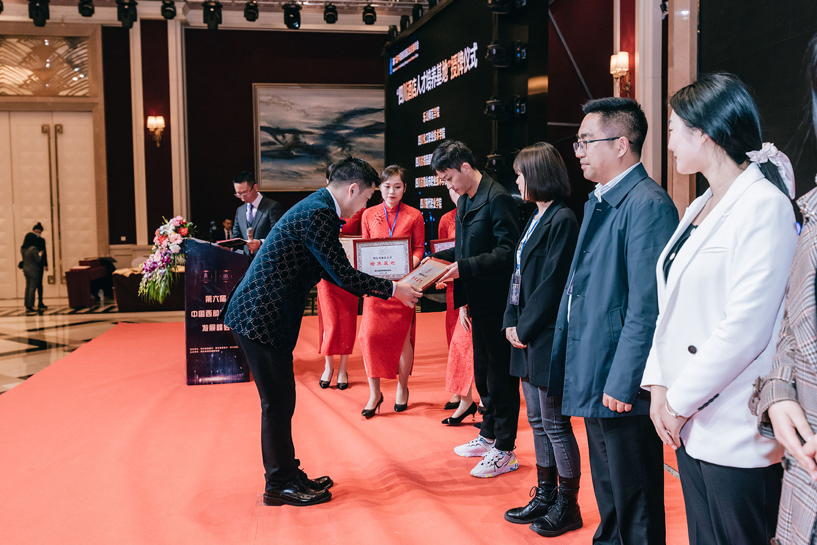 草莓视频在线观看黄設計