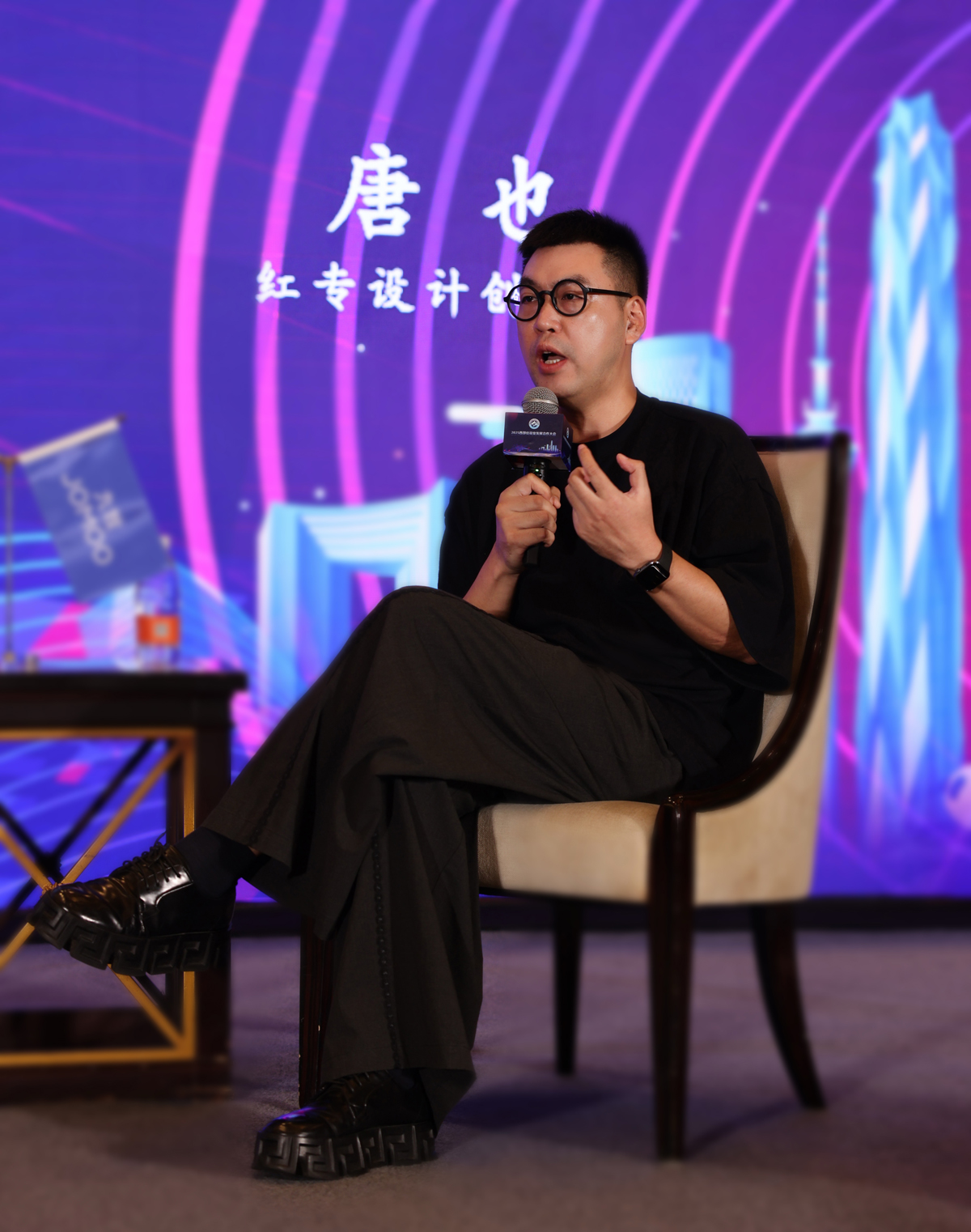 唐也老師受邀出席“2025西部住宿業發展合作大會”並作精彩分享！